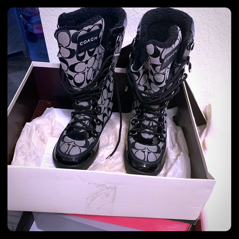 Coach boots
